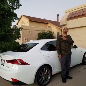 Meet your Posher, Armond